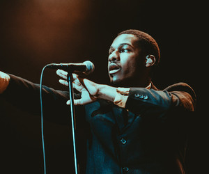 Neuer Song von Leon Bridges und Terrace Martin